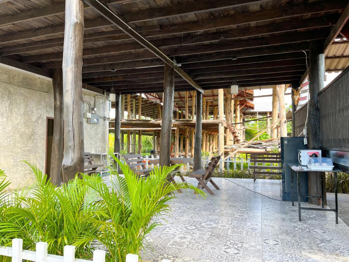 North Pine Forest Homestay บ้านไม้สนโฮมสเตย์ บ้านแม่โป่ง ภายนอก รูปภาพ